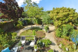 Photo 8- click for photo gallery